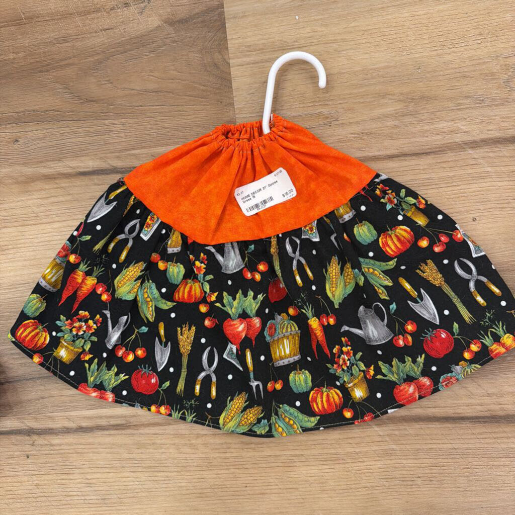 21" Goose Dress 15