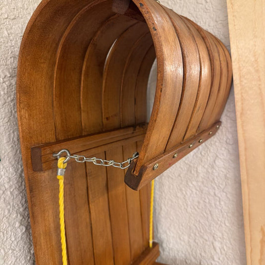 Toboggan Shelf