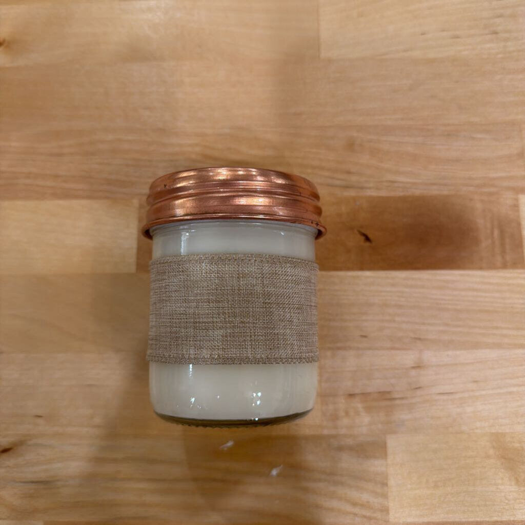 8oz Mahogany Teakwood Candle