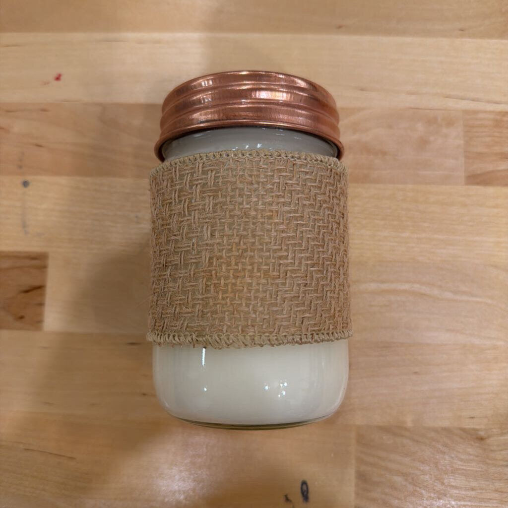 12oz Robyn's Nest Candle