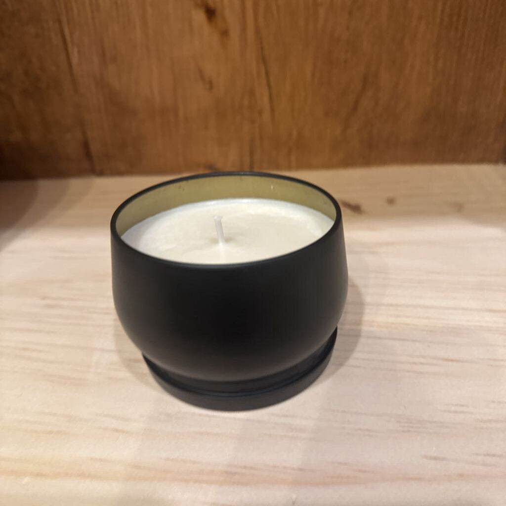 8OZ CANDLE