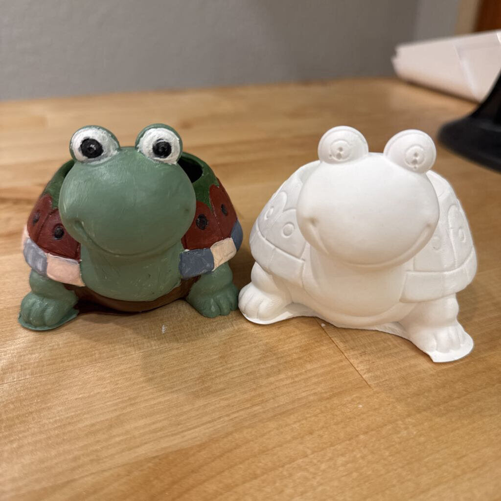 Cute Turtle Pot