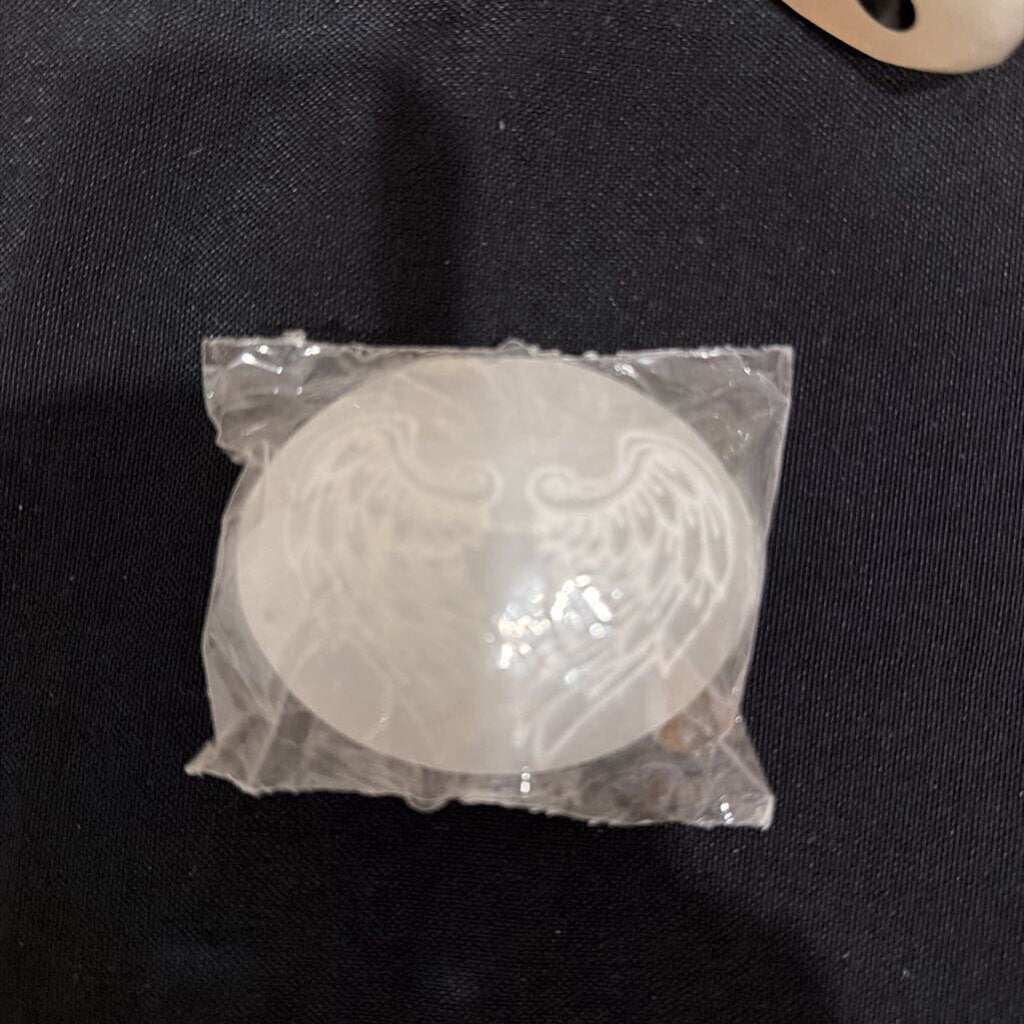 Selenite: Palmstones