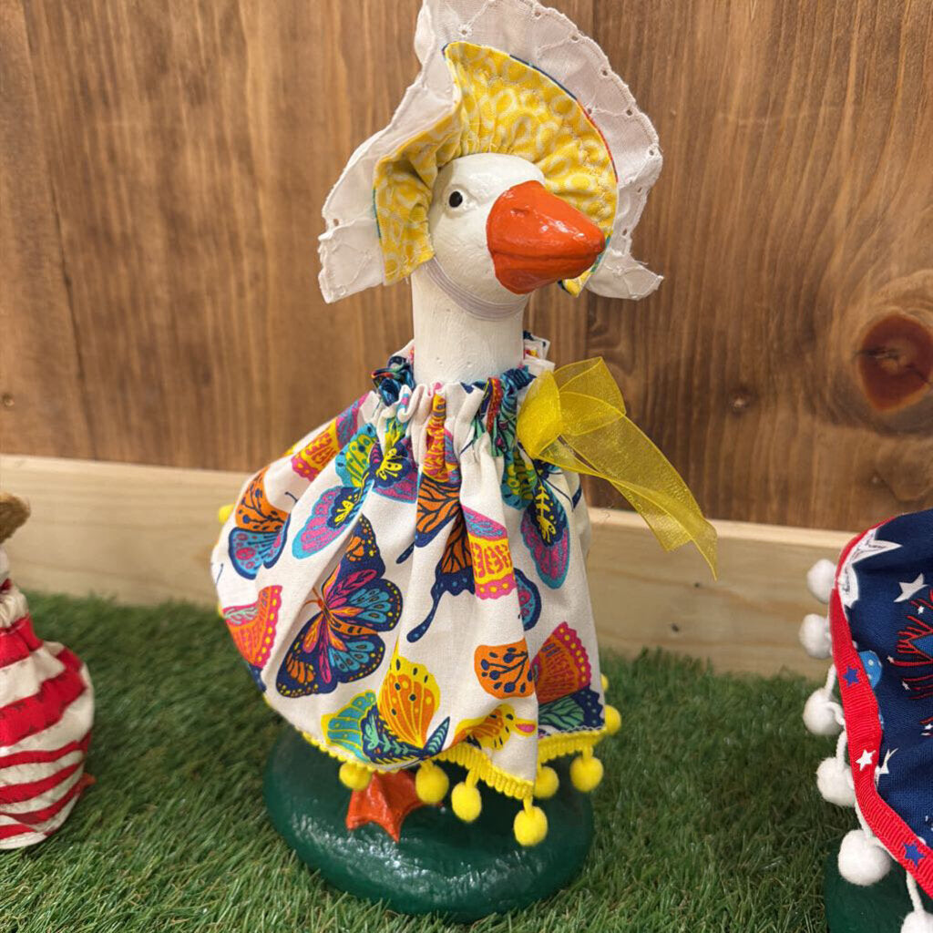 Butterfly Goose 10"