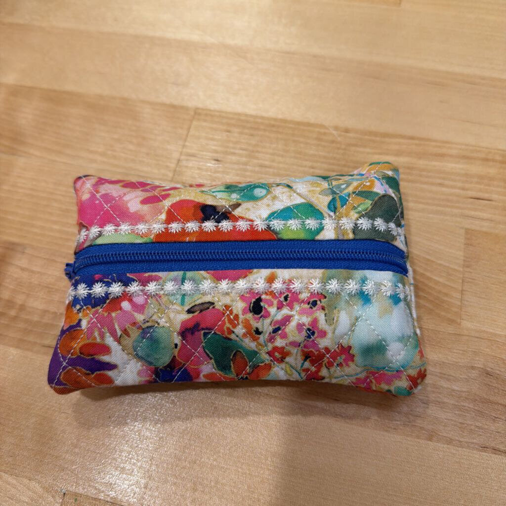 Floral Blue Zipper Kleenex Wallet Holder