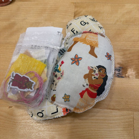 3 Hand Crafted Dolls w/build a mini book
