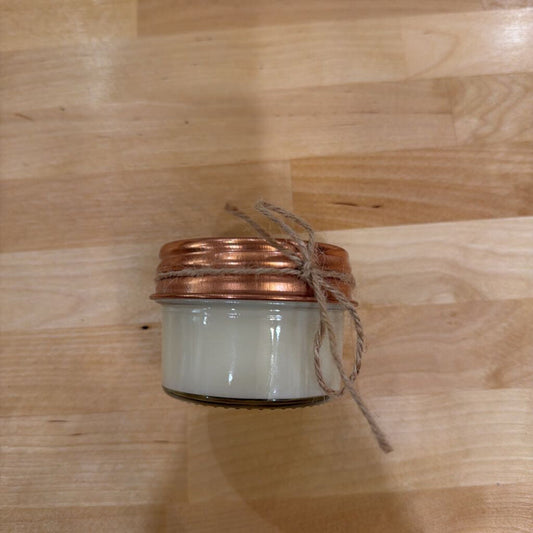 4oz Pine Cone Honey Candle