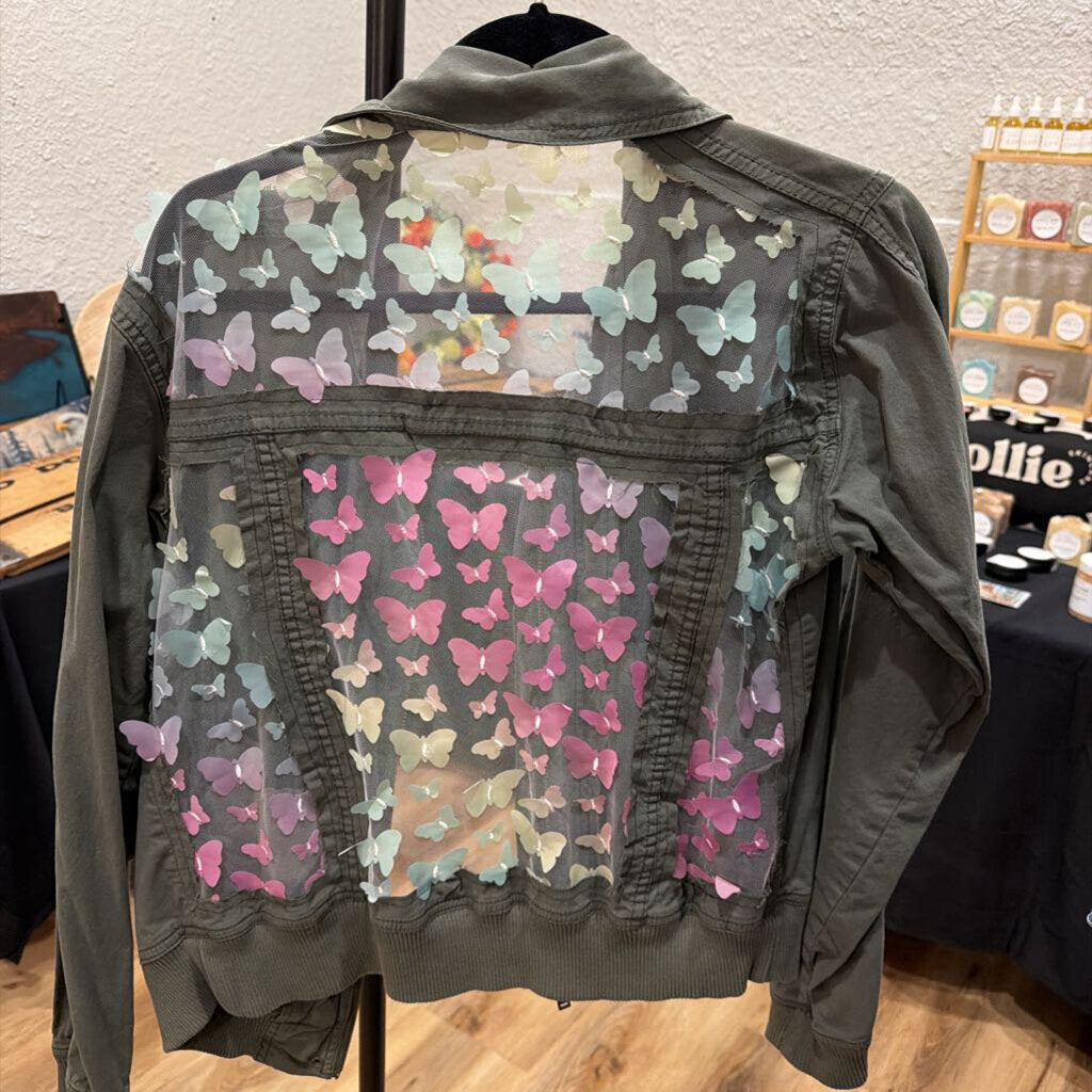 Jacket 4