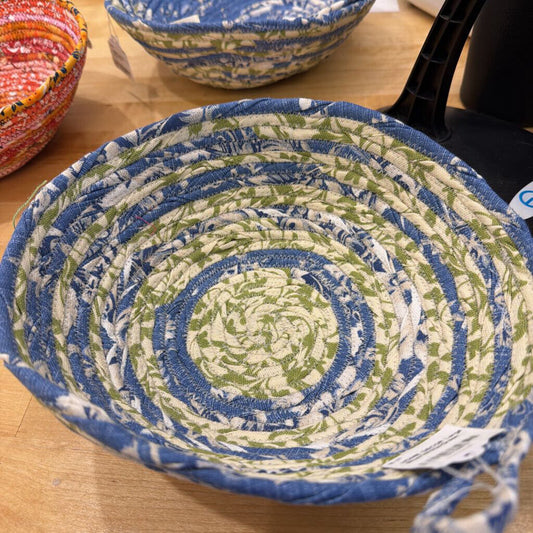 Large Bowl