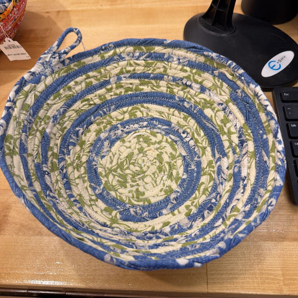 Large Bowl