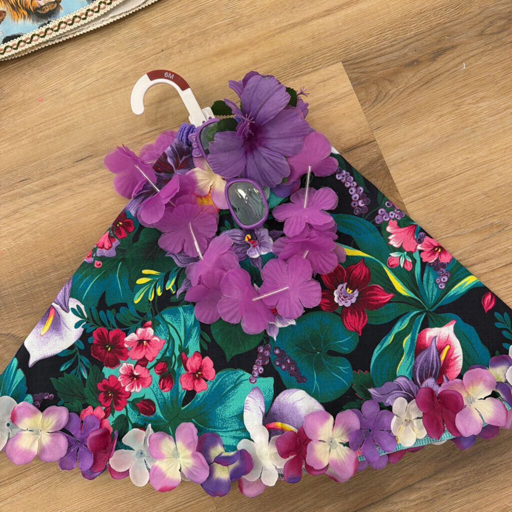 28" Goose Outfit Hawaii