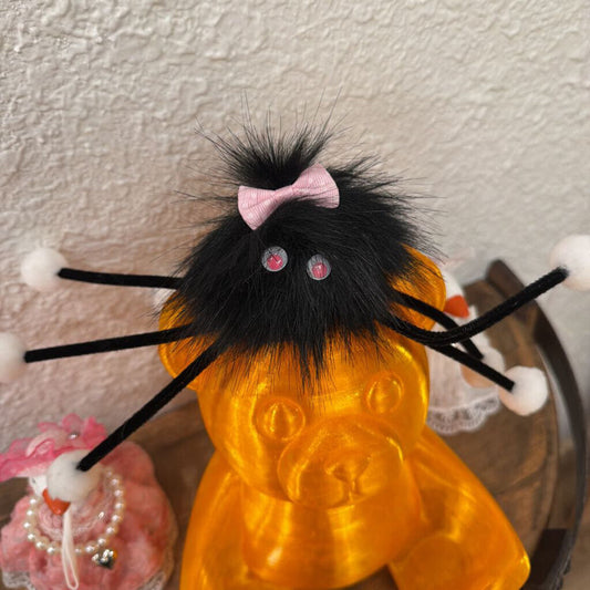 Pink Bow/White Paw Spider