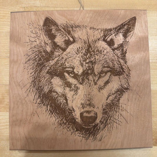 8x8 Engraved Wolf